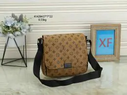 louis vuitton mini sac a main pour homme s_1115474